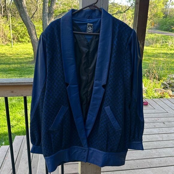 Vintage La Paz suri alpaca coat with leather trim. Size 16 - Picture 2 of 15